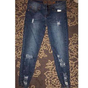 RIPPED CROP DENIM JEANS